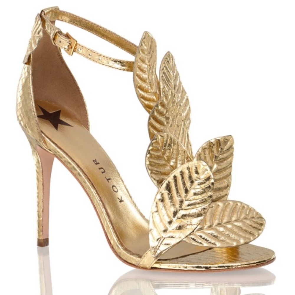 Kotur gold snakeskin heels, size 7.5
